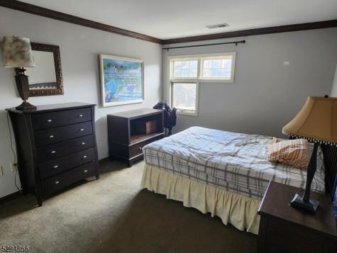 1 Pine Crescent Vernon NJ 07462
