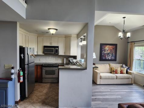 1 Pine Crescent Vernon NJ 07462