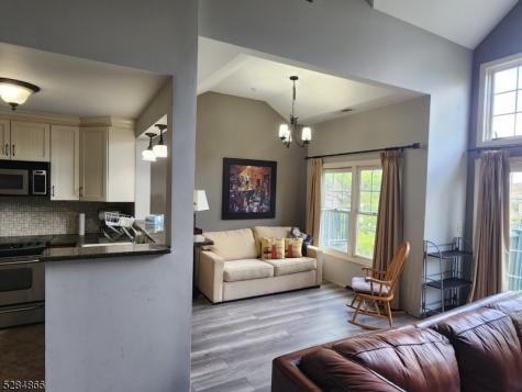 1 Pine Crescent Vernon NJ 07462