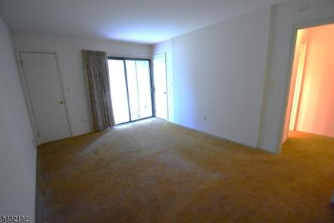 3 Ridgedale Drive Clinton NJ 08801
