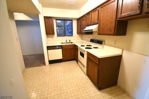 3 Ridgedale Drive Clinton NJ 08801