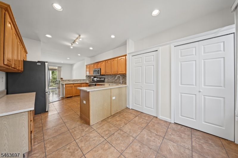 4 Hornbeam Way Hardyston NJ 07419