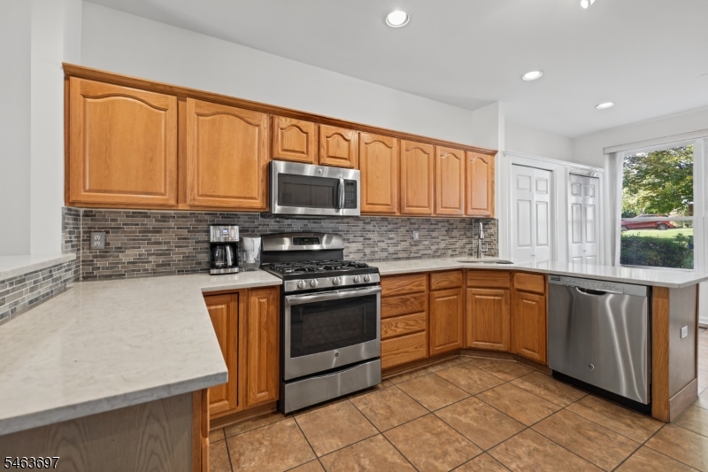 4 Hornbeam Way Hardyston NJ 07419