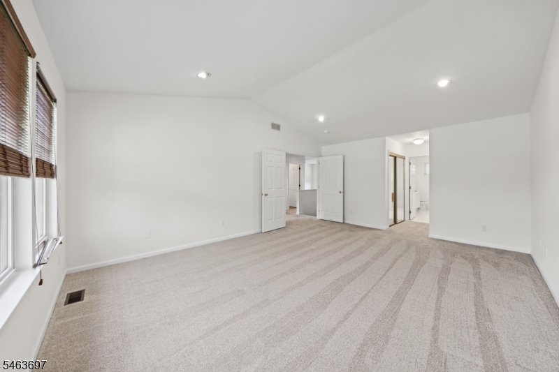 4 Hornbeam Way Hardyston NJ 07419