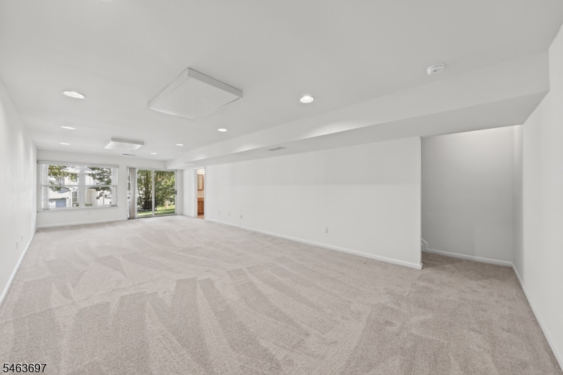 4 Hornbeam Way Hardyston NJ 07419