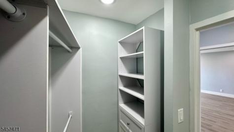 1 Claridge Dr Unit 1000 Verona NJ 07044