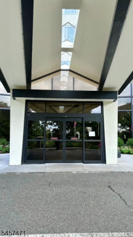 1 Claridge Dr Unit 1000 Verona NJ 07044