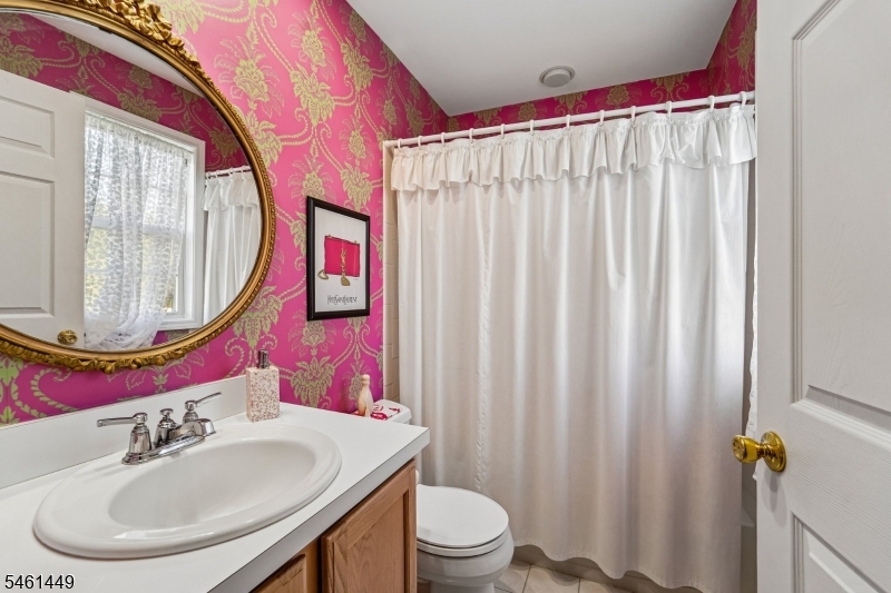 136 Cambridge Drive Nutley NJ 07110