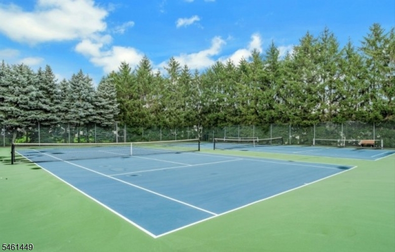 136 Cambridge Drive Nutley NJ 07110