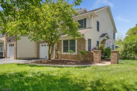 34 Pond Ridge Drive Clinton NJ 08809