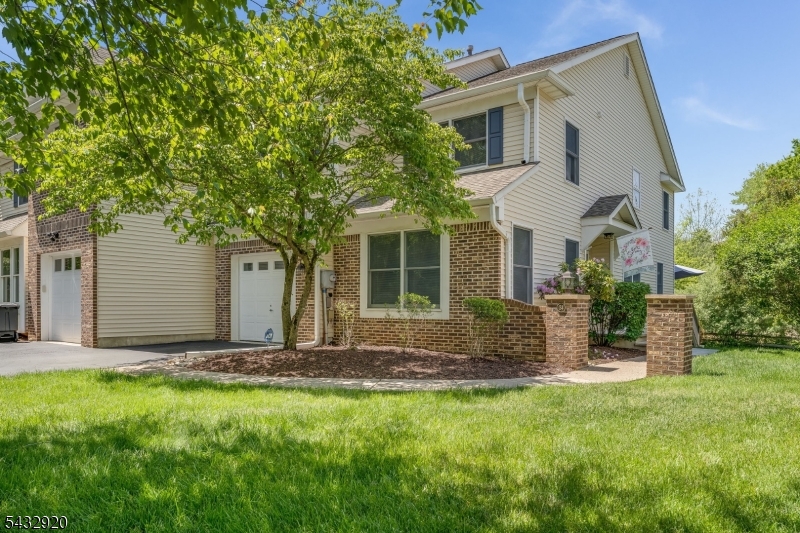 34 Pond Ridge Drive Clinton NJ 08809
