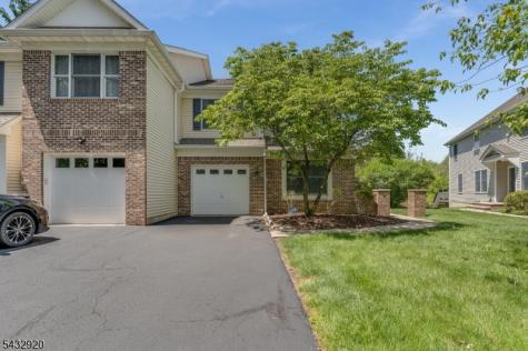 34 Pond Ridge Drive Clinton NJ 08809