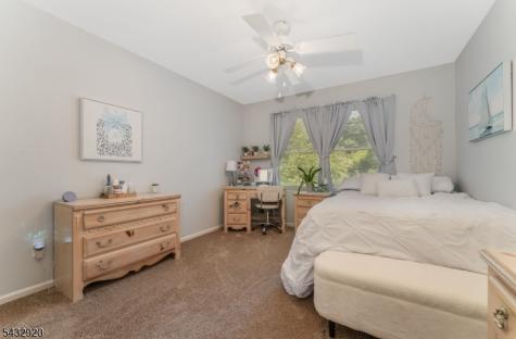 34 Pond Ridge Drive Clinton NJ 08809