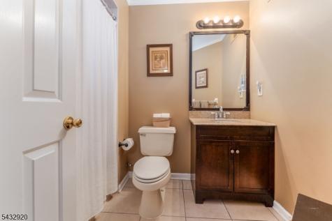 34 Pond Ridge Drive Clinton NJ 08809