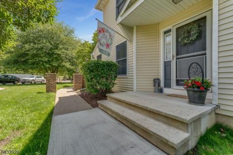 34 Pond Ridge Drive Clinton NJ 08809