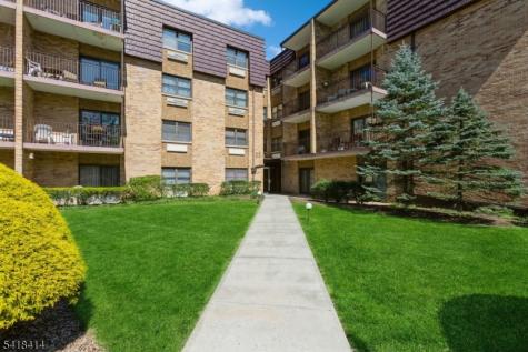 22 Riverside Drive Cranford NJ 07016