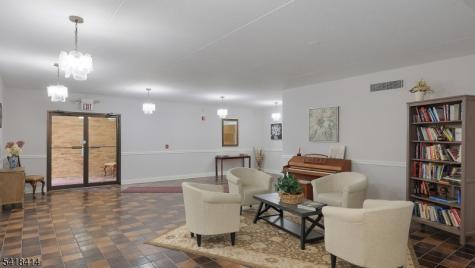 22 Riverside Drive Cranford NJ 07016
