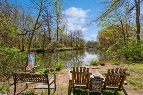 22 Riverside Drive Cranford NJ 07016
