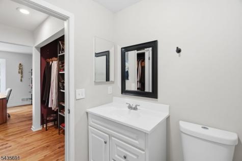 179 Northfield Road Bridgewater NJ 08807