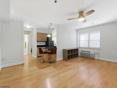 70 S Munn Avenue East Orange NJ 07018
