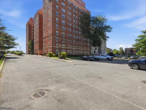 70 S Munn Avenue East Orange NJ 07018