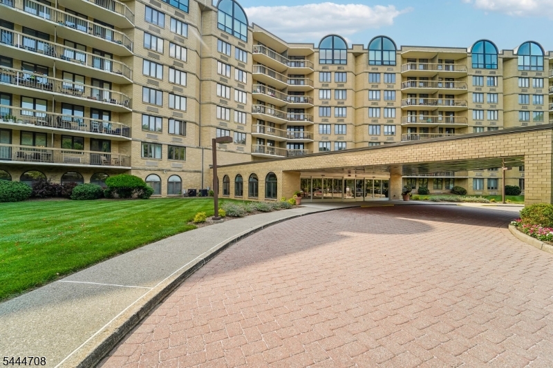10 Smith Manor Boulevard West Orange NJ 07052