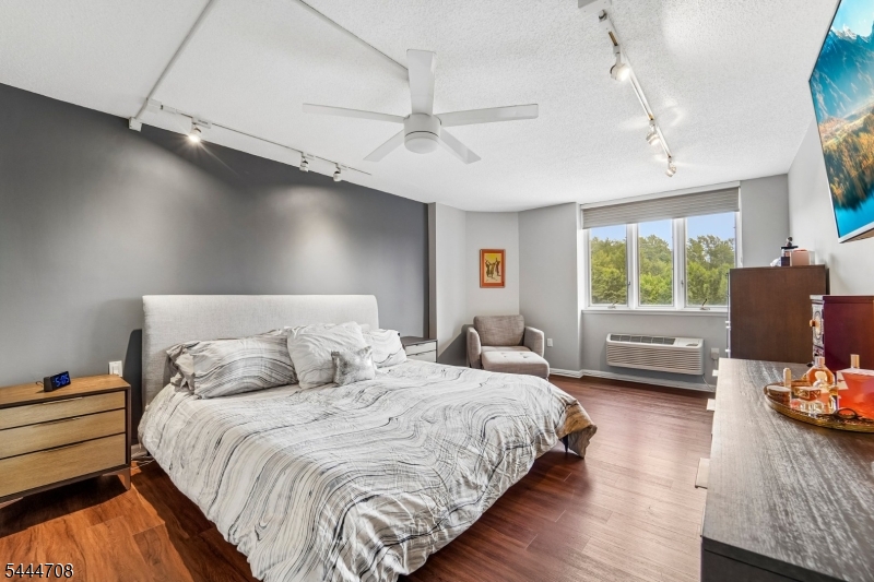 10 Smith Manor Boulevard West Orange NJ 07052