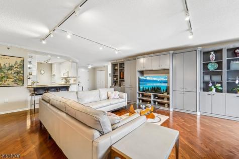 10 Smith Manor Boulevard West Orange NJ 07052
