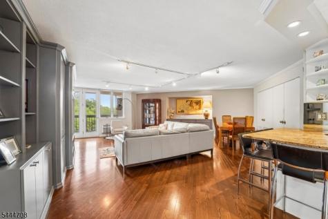 10 Smith Manor Boulevard West Orange NJ 07052