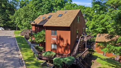 4 Telemark Drive Vernon NJ 07462