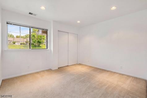 73 Encampment Drive Ondo Bedminster NJ 07921