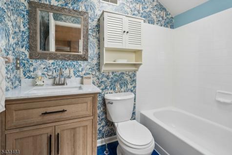 242 Clarken Drive West Orange NJ 07052