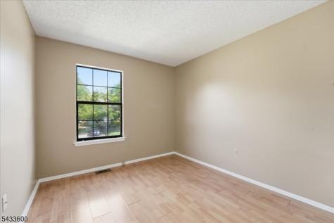 2 Veros Lane Franklin NJ 08823