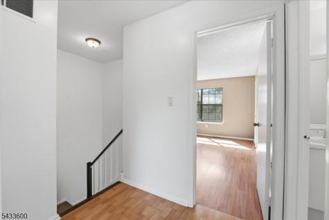 2 Veros Lane Franklin NJ 08823