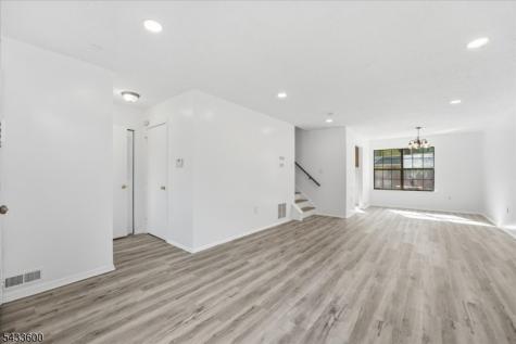 2 Veros Lane Franklin NJ 08823