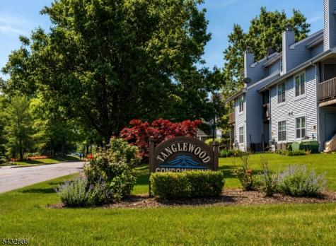 9 Tanglewood Court South Brunswick NJ 08852