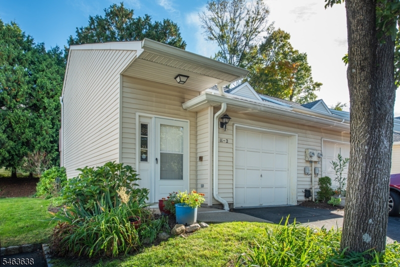 11 Dara Drive East Hanover NJ 07936