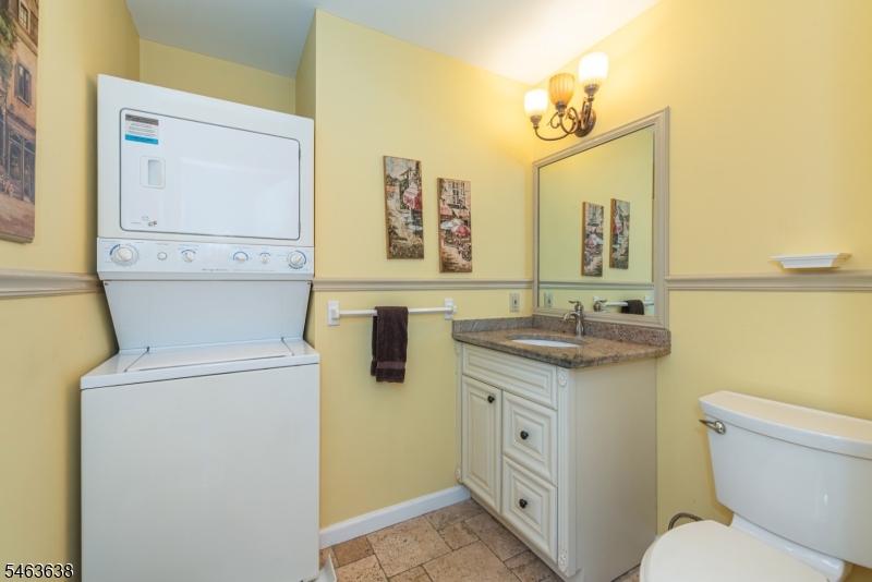 11 Dara Drive East Hanover NJ 07936