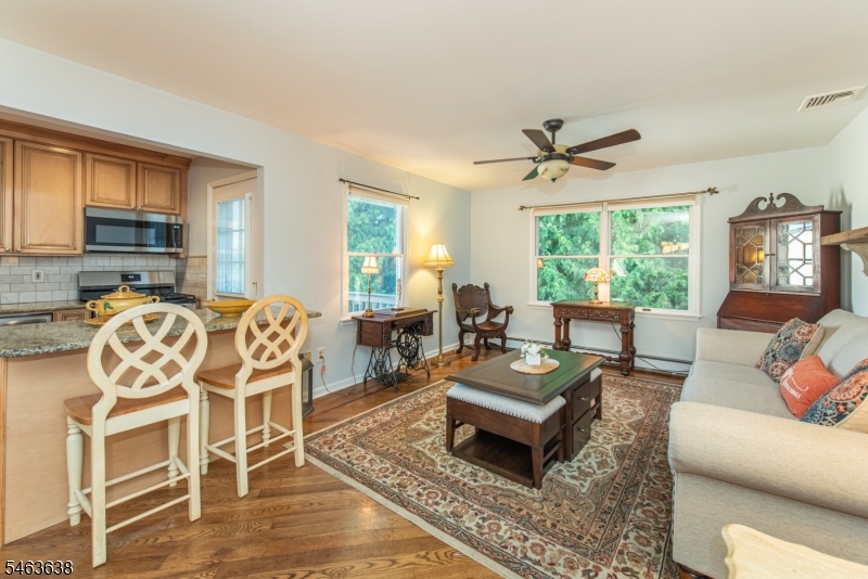 11 Dara Drive East Hanover NJ 07936