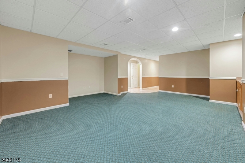 16 Havenhill Road Hardyston NJ 07419