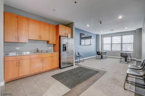 172 Culver Avenue Jersey City NJ 07305