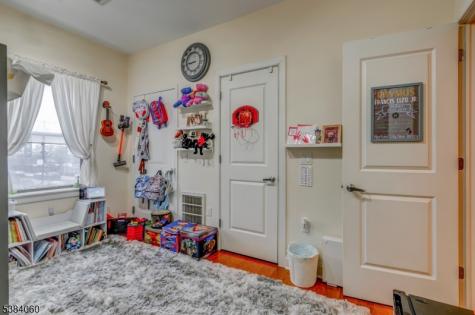 172 Culver Avenue Jersey City NJ 07305