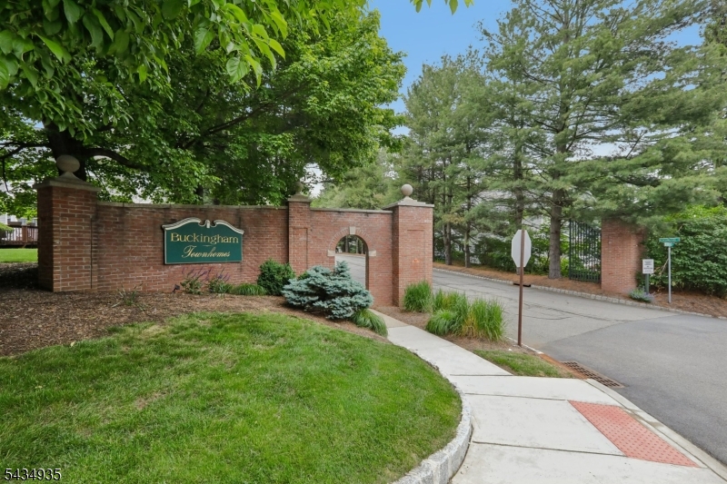 49 Buckingham Court Randolph NJ 07869