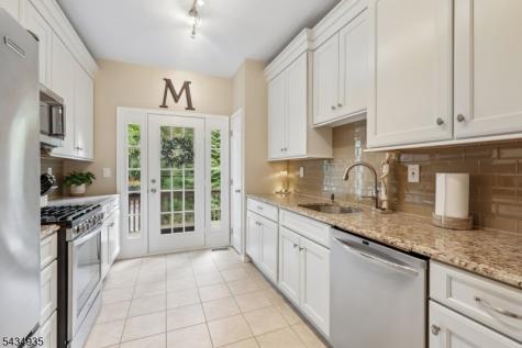 49 Buckingham Court Randolph NJ 07869