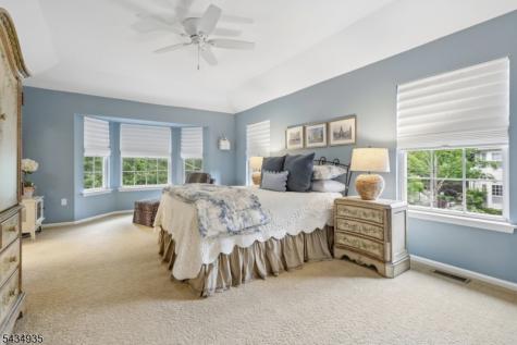 49 Buckingham Court Randolph NJ 07869