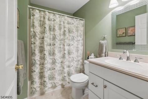 49 Buckingham Court Randolph NJ 07869