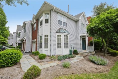 49 Buckingham Court Randolph NJ 07869