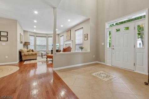 49 Buckingham Court Randolph NJ 07869