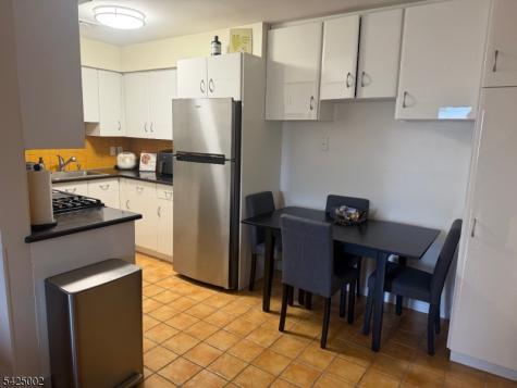 45 Gotthardt Street Newark NJ 07105