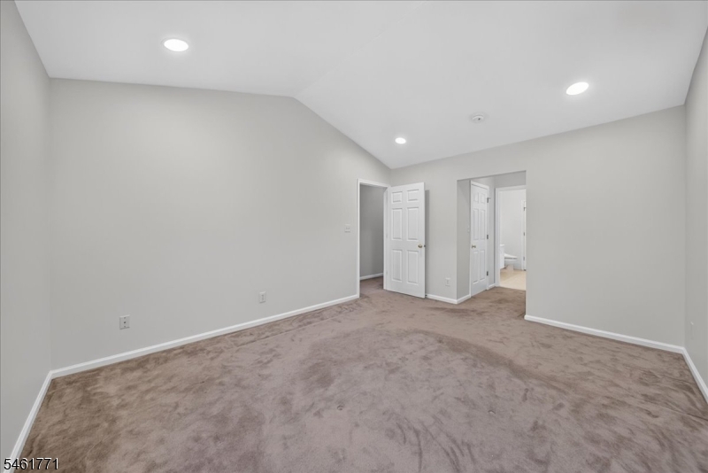 58 Windsong Circle East Brunswick NJ 08816